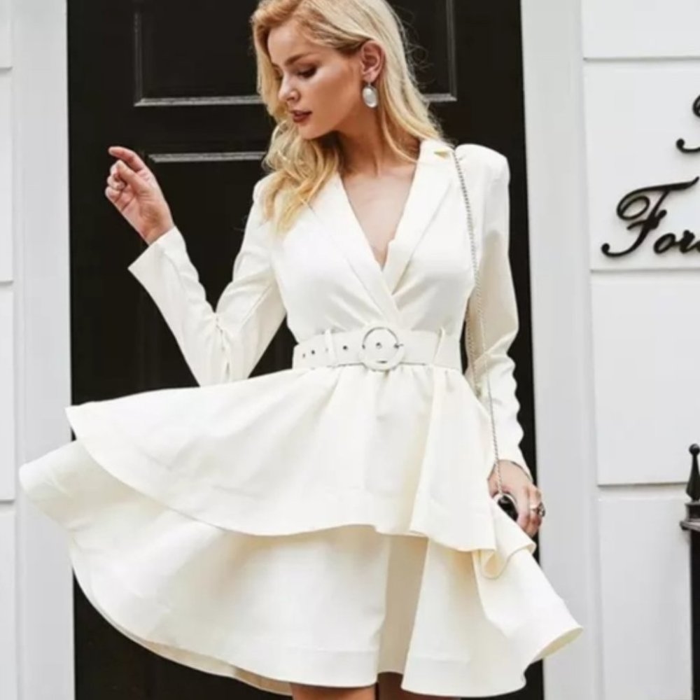 OFF WHITE DRESS - Picture 1 of 4